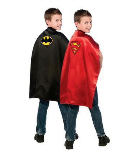 Batman & Superman 2-in-1 Reversible Cape w/ Batman Mask Youth OS