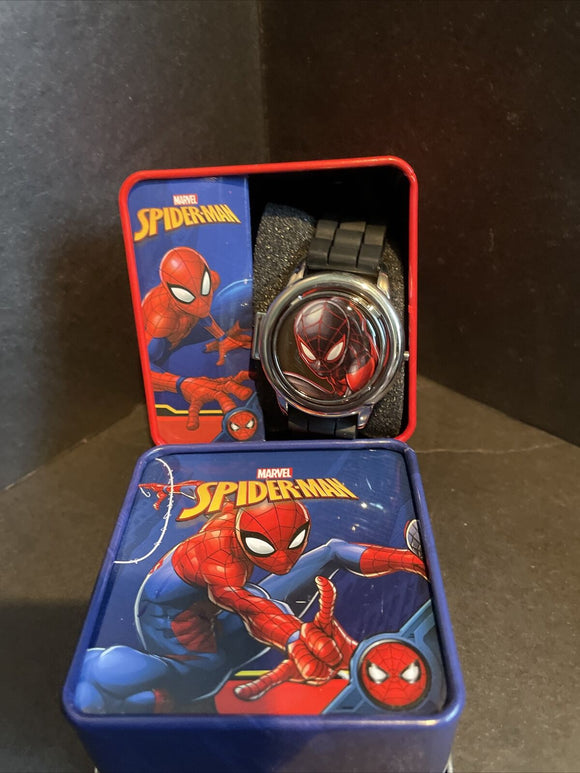Spiderman Spinner Flip Cover LCD Youth Watch Blk Band In Collectable Box