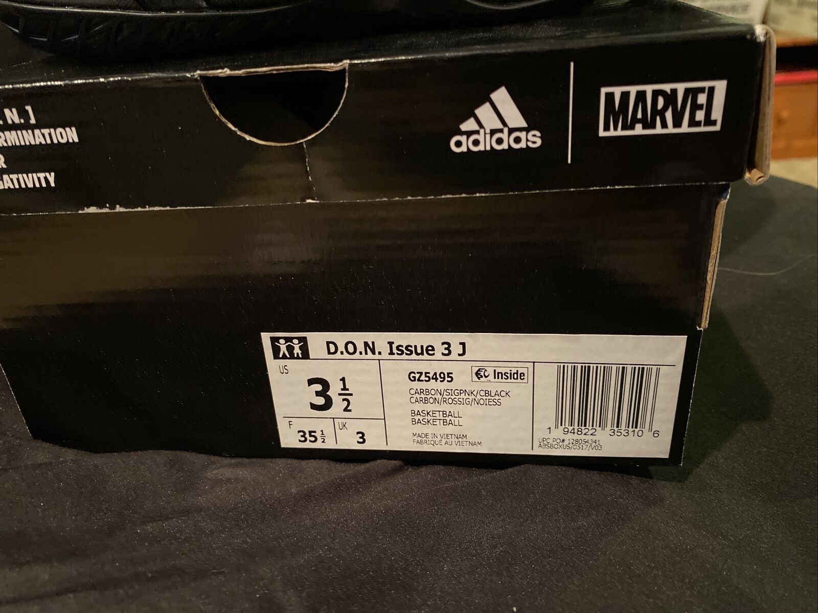 adidas Venom Marvel D.O.N. Issue 3 J Basketball Sneakers Size 3.5 New