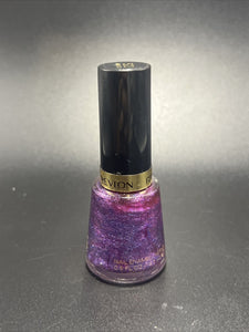 Revlon Nail Enamel Chip Resistant Nail Polish Glossy Shine Finish, #522 Magnetic