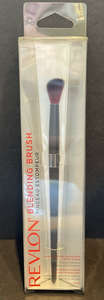 Revlon Angled Shadow Blending Brush Vegan and Coated